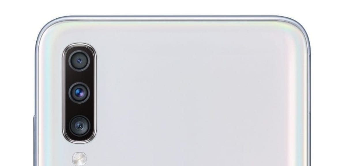The Samsung Galaxy A90 5G appears posing in its official pster