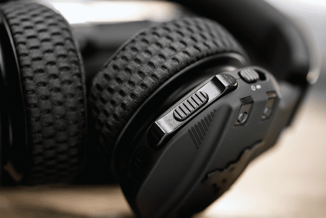 Do bluetooth headphones reduce sound quality?