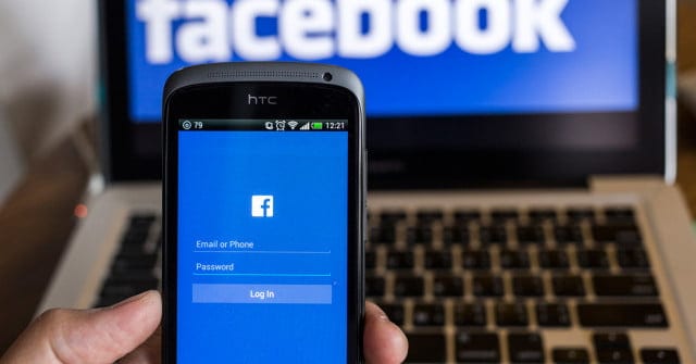 Facebook launches news tab managed by journalists