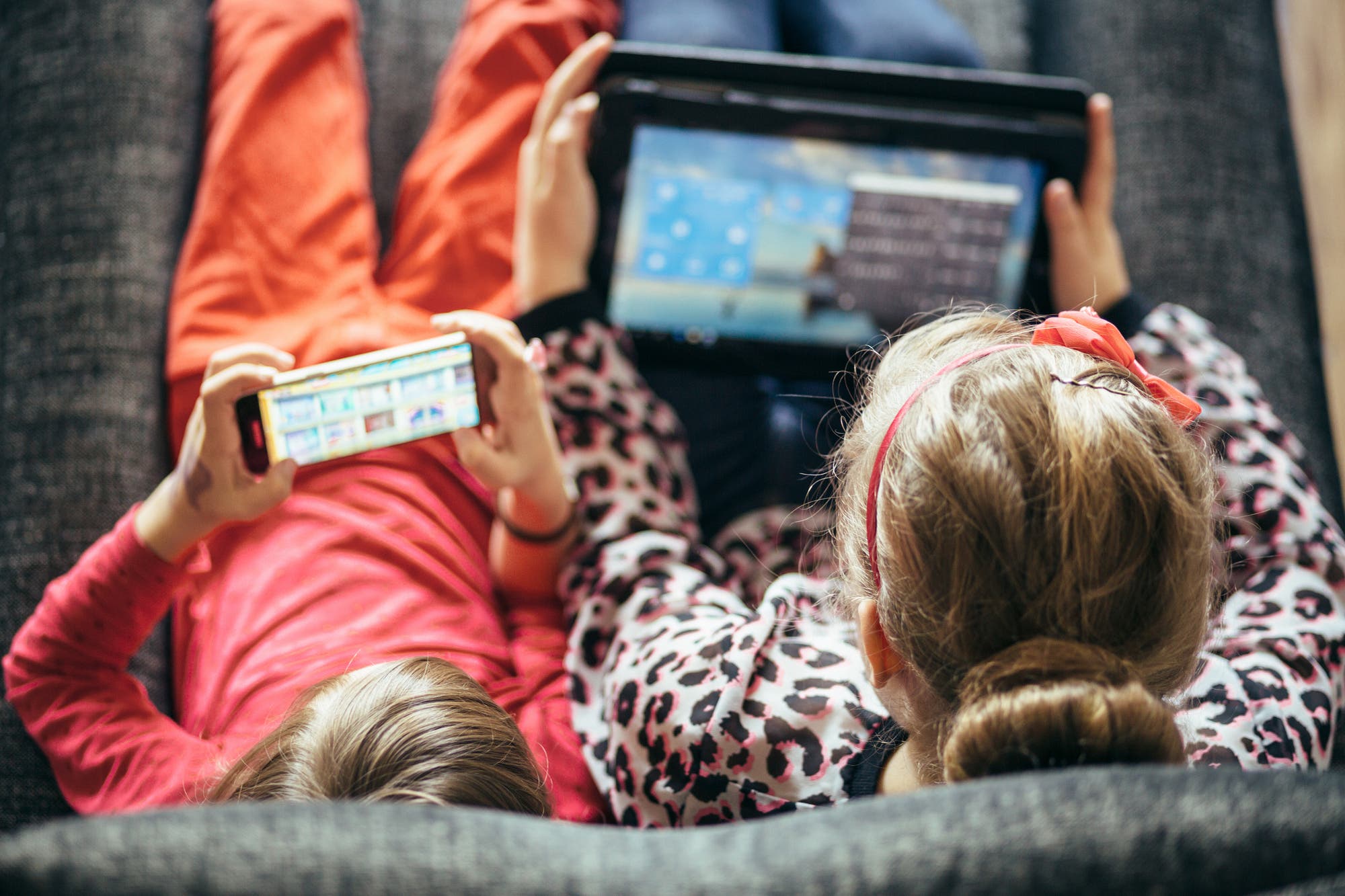 Digital resources to accompany and care for children in the use of technology during quarantine
