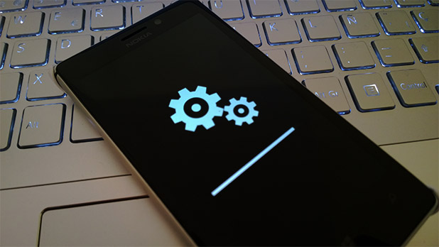 Mobile Tutorials What to Do When the Mobile Starts to Lock and Doesn't Work Smoothly At this point we could say that mobile devices are like ...