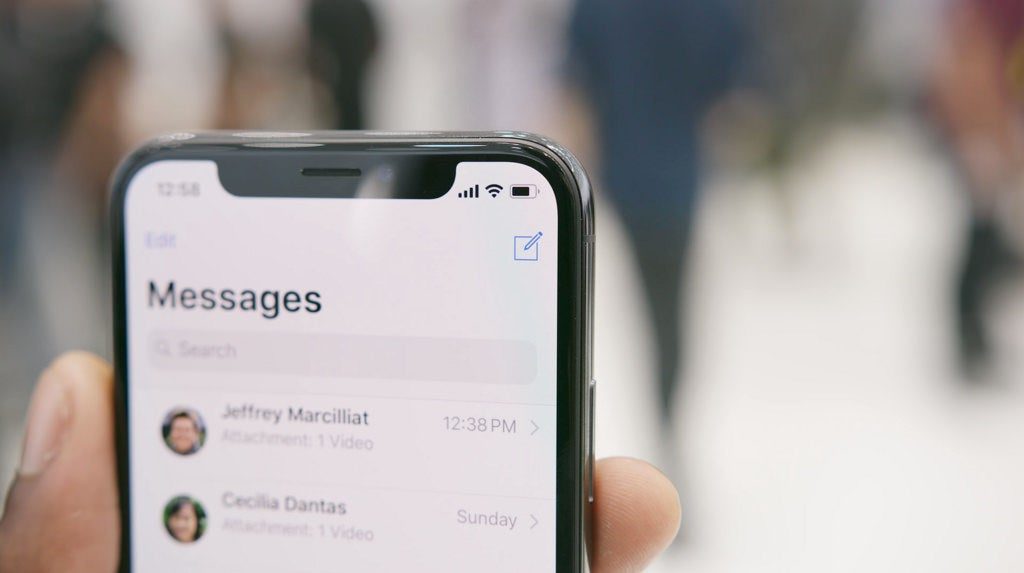 Delete a WhatsApp Contact on your iPhone