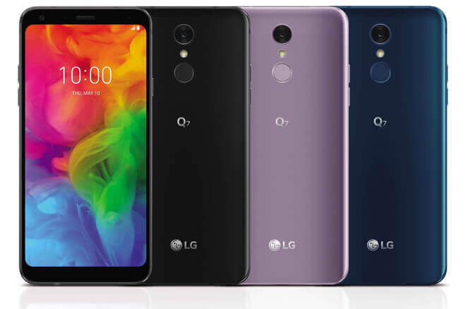 LG Q7 phone photo